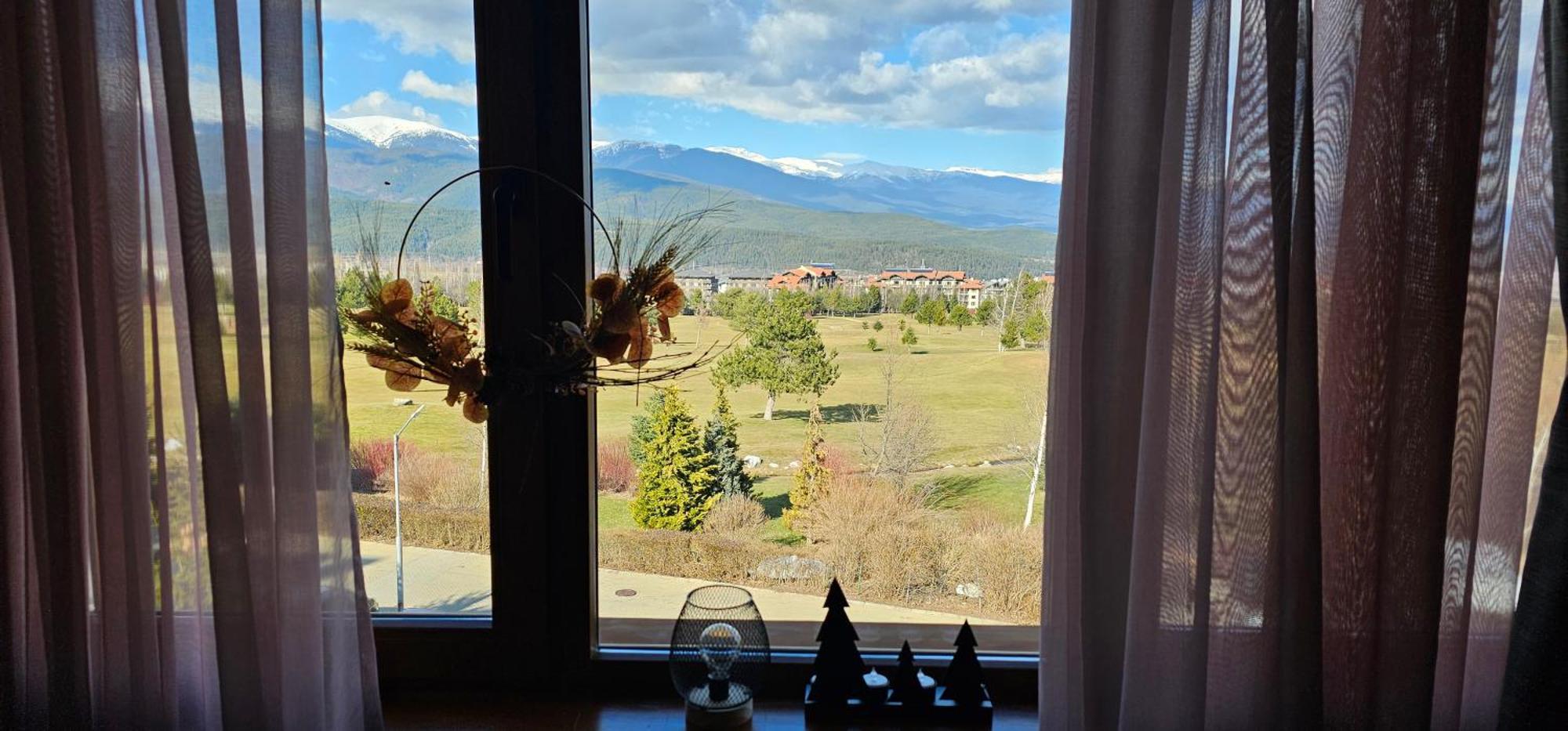 Green Peaks Suite In Pirin Golf & County Club Разлог Екстериор снимка