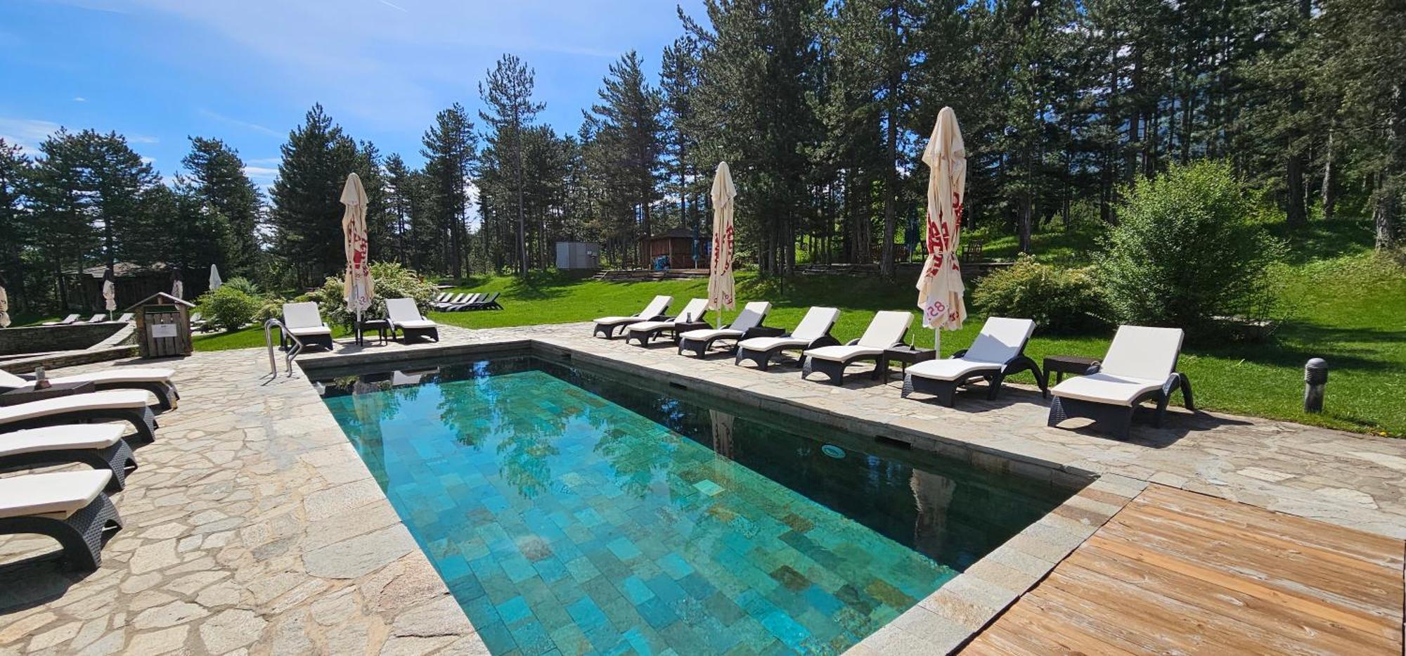 Green Peaks Suite In Pirin Golf & County Club Разлог Екстериор снимка